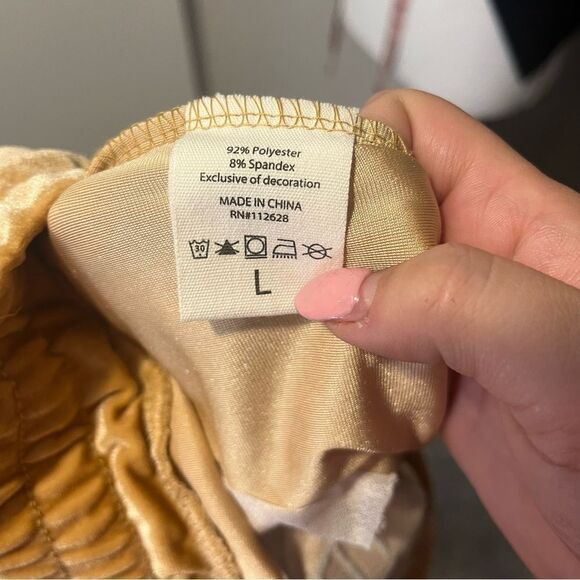 Kendall and Kylie Velour Camel Joggers with Rhinestone Logo - Picture 8 of 12